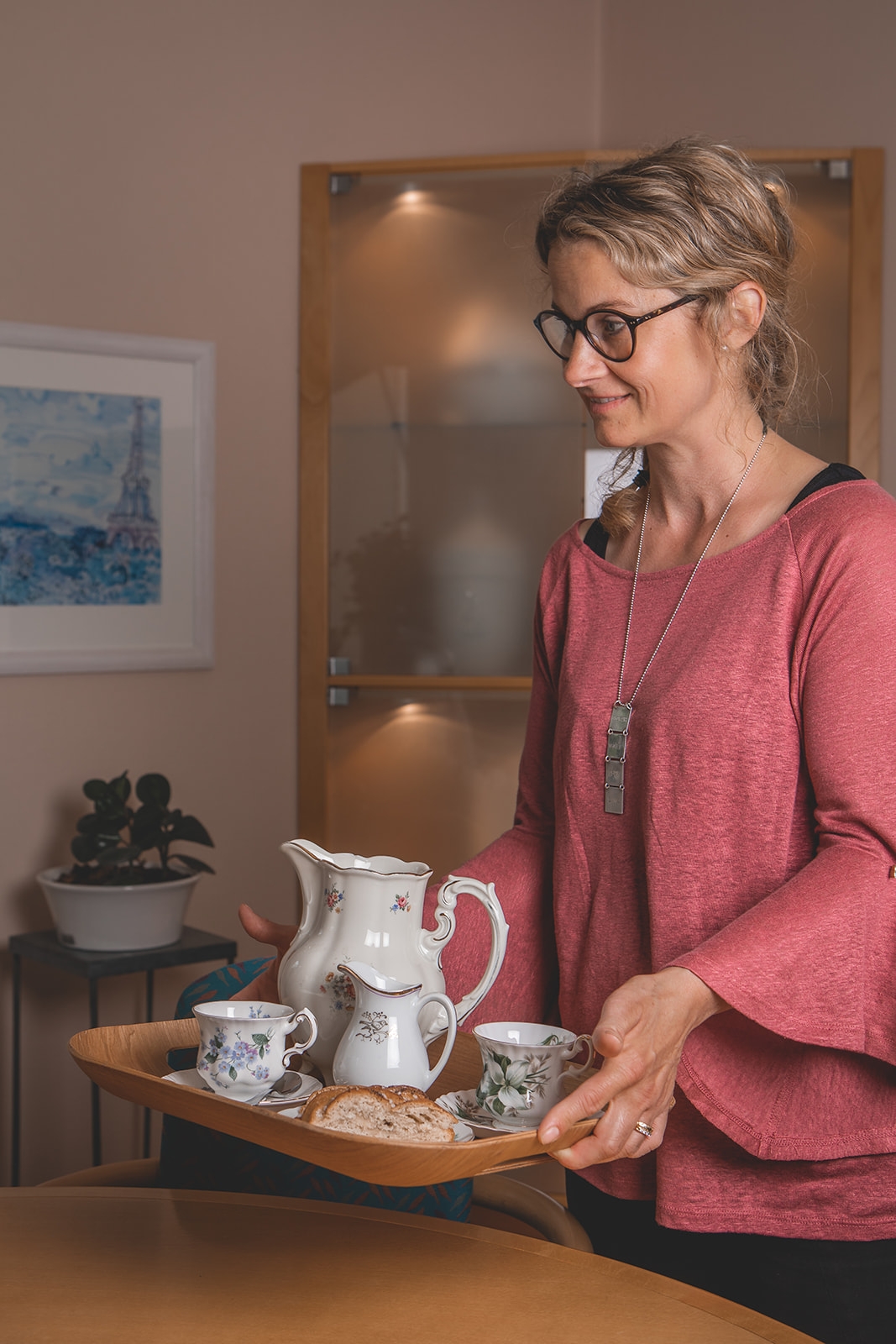 Falbygdens Begravningsbyrå – porträtt i verksamhetsmiljö